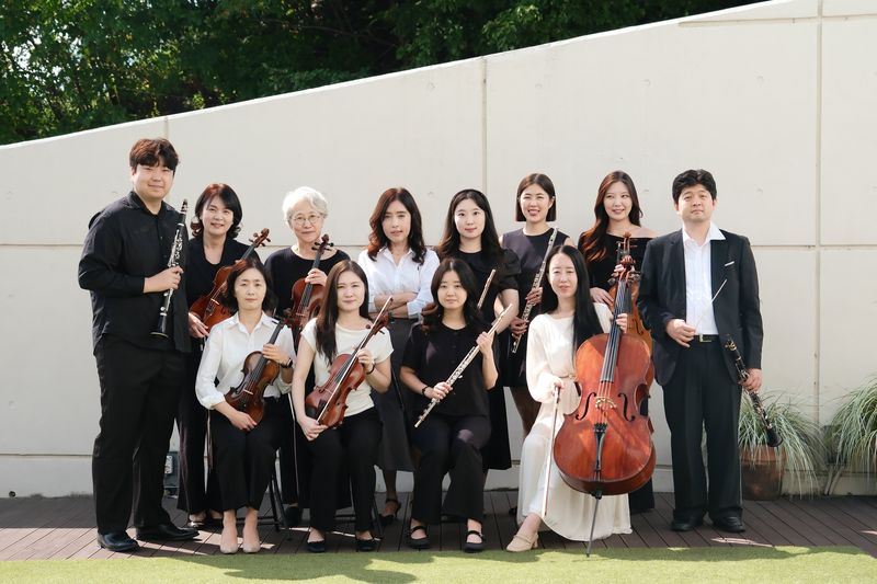 더필앙상블 단체 사진